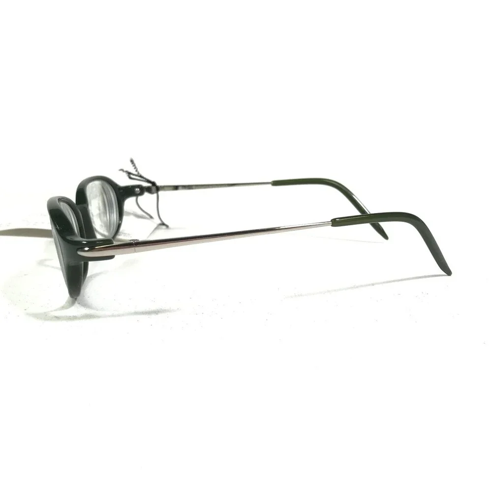 Oliver Peoples lenses were